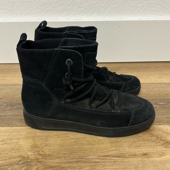 Cougar Briar Waterproof Leather Sneaker Boot in Black size 8 - Picture 2 of 12